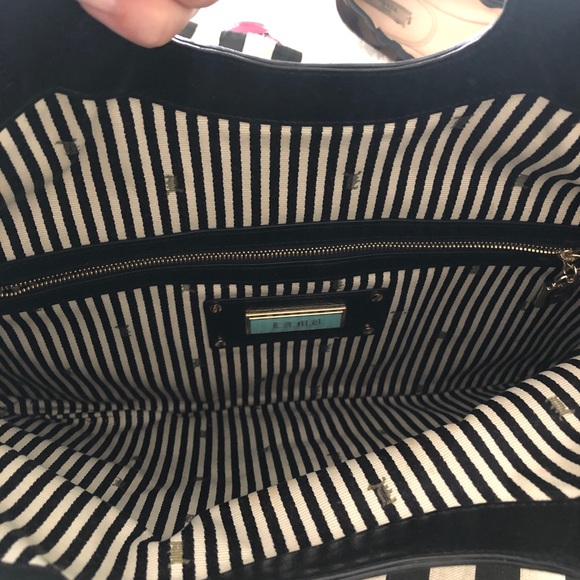 L.A.M.B. Gwen Stefani Carlisle Large Envelope Clutch - Picture 4 of 6